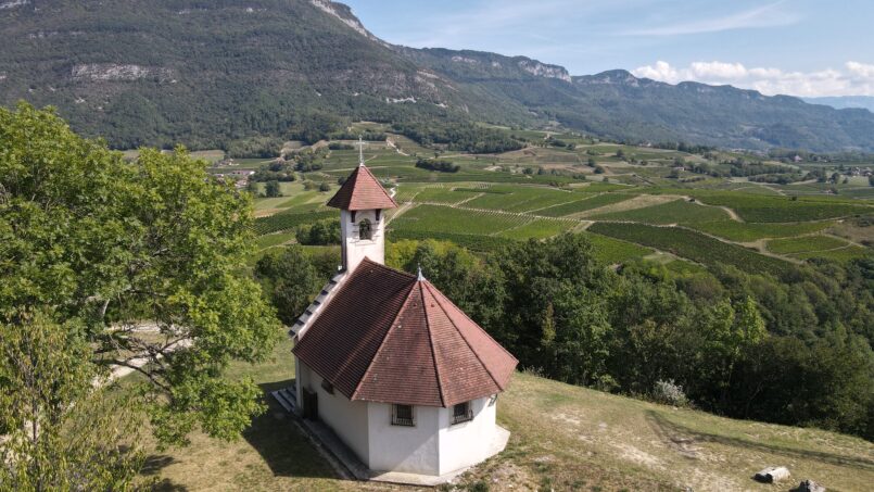 La Chapelle Saint Romain, Un morceau d’histoire posé sur les hauteur de Jongieux